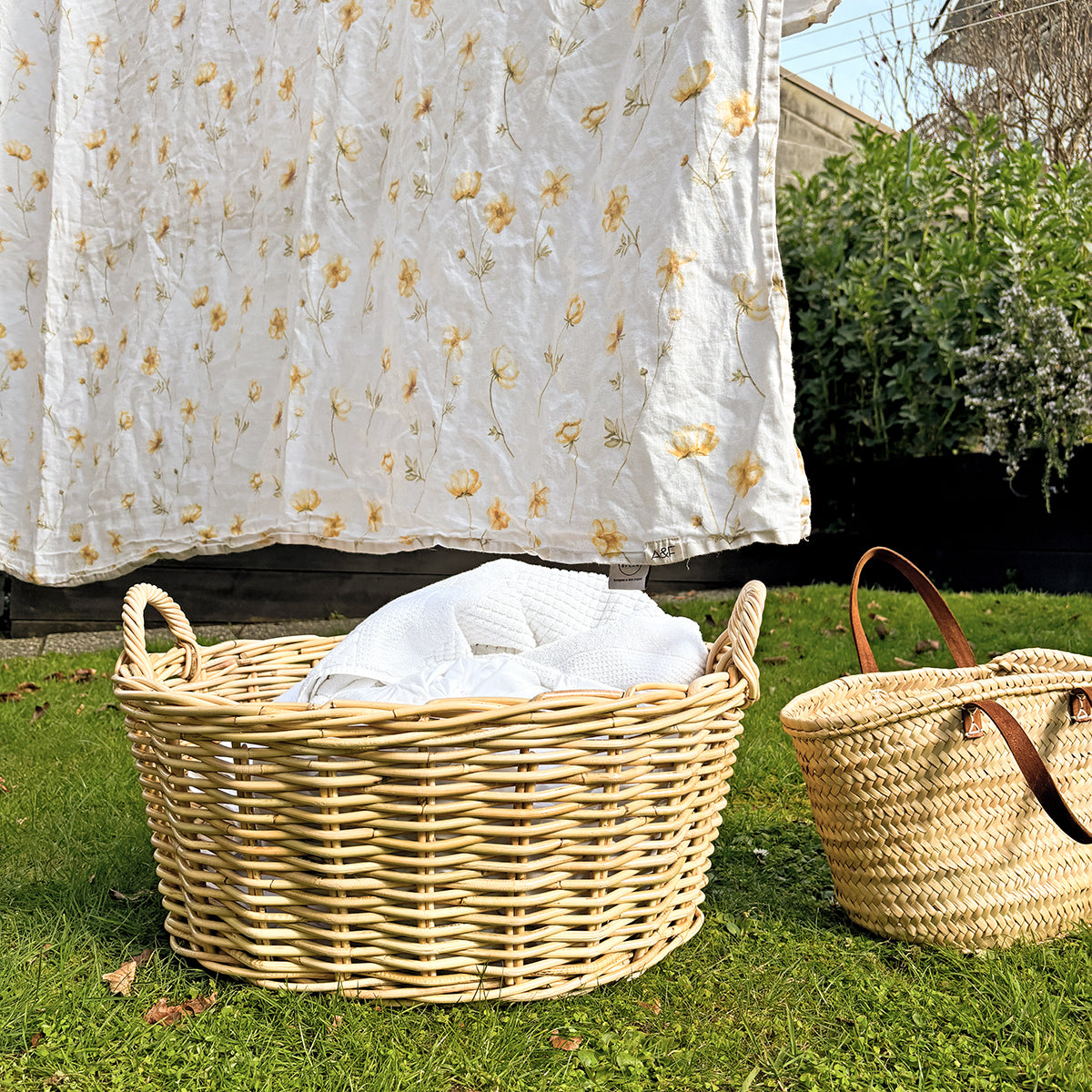 Wicker washing basket