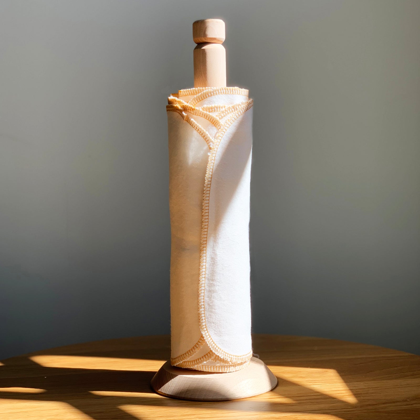 Citta wooden paper towel holder