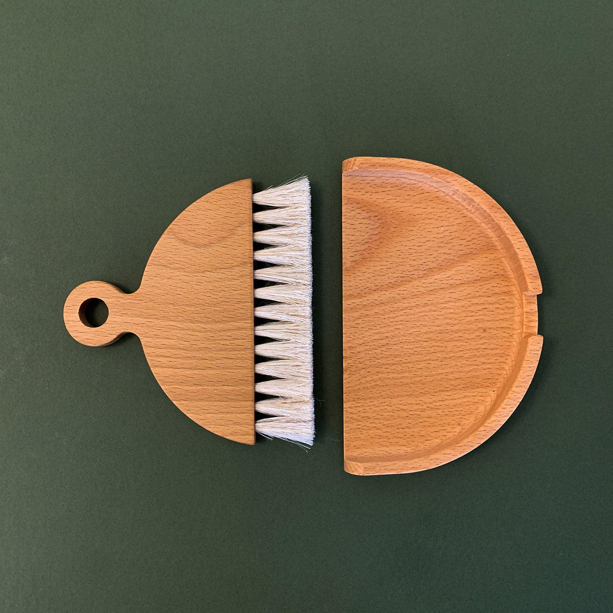 IRIS HANTVERK | TABLE BRUSH SET