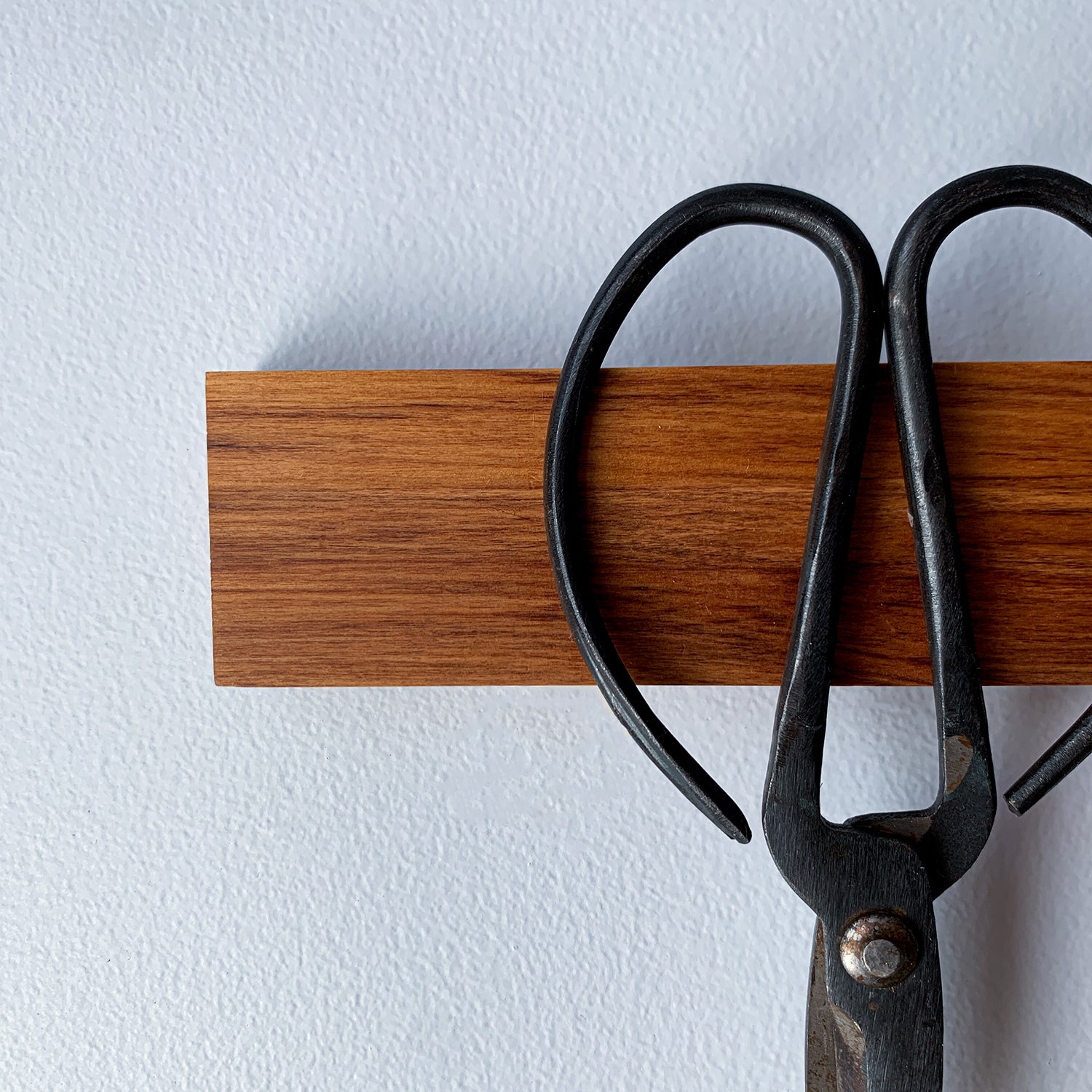 magnetic wall mount knife holder made from reclaimed rimu