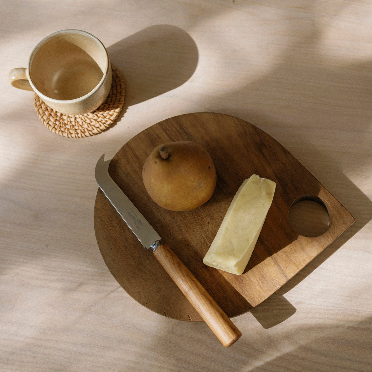 PETE & CO | WOODEN CHEESE KNIFE