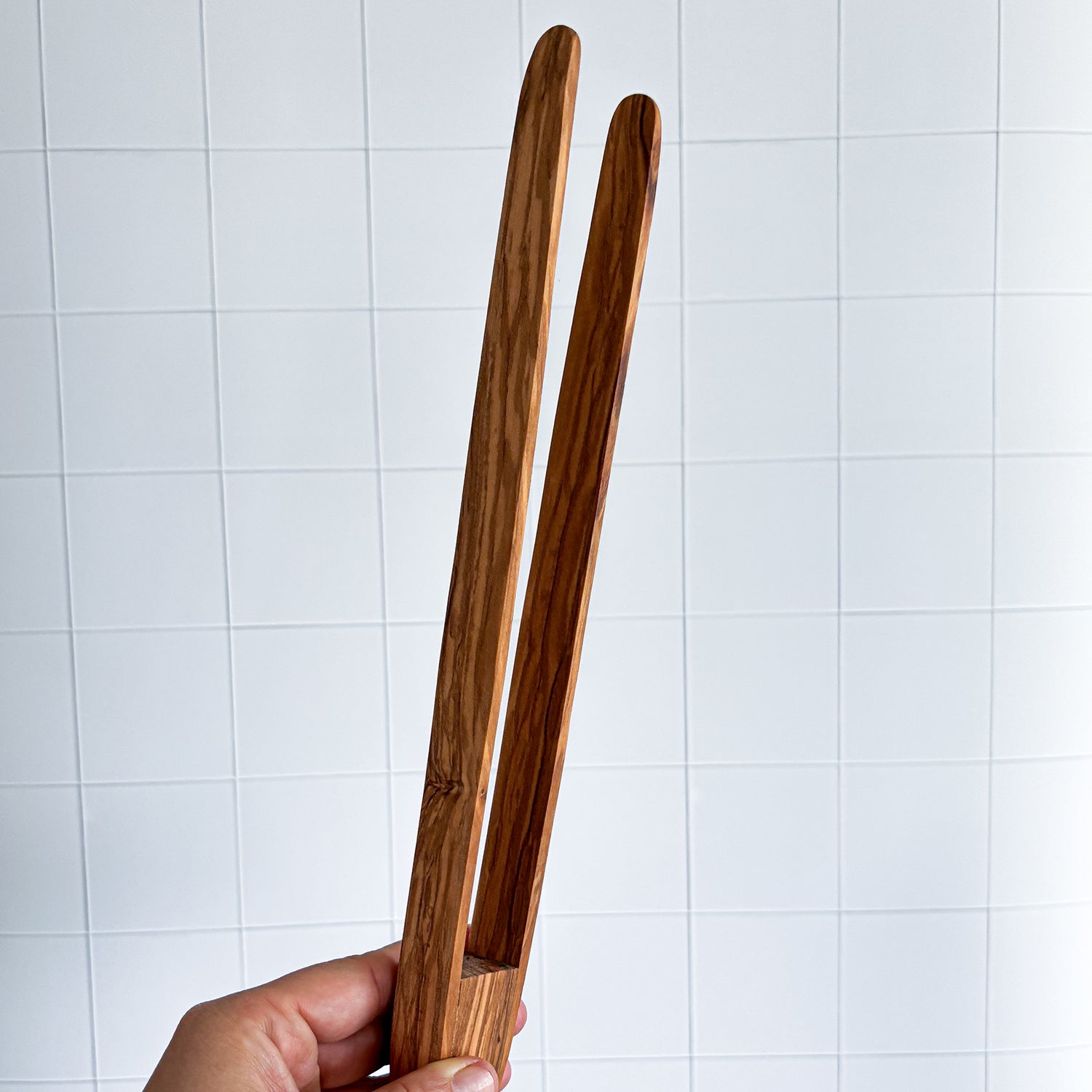 WOODEN TONGS