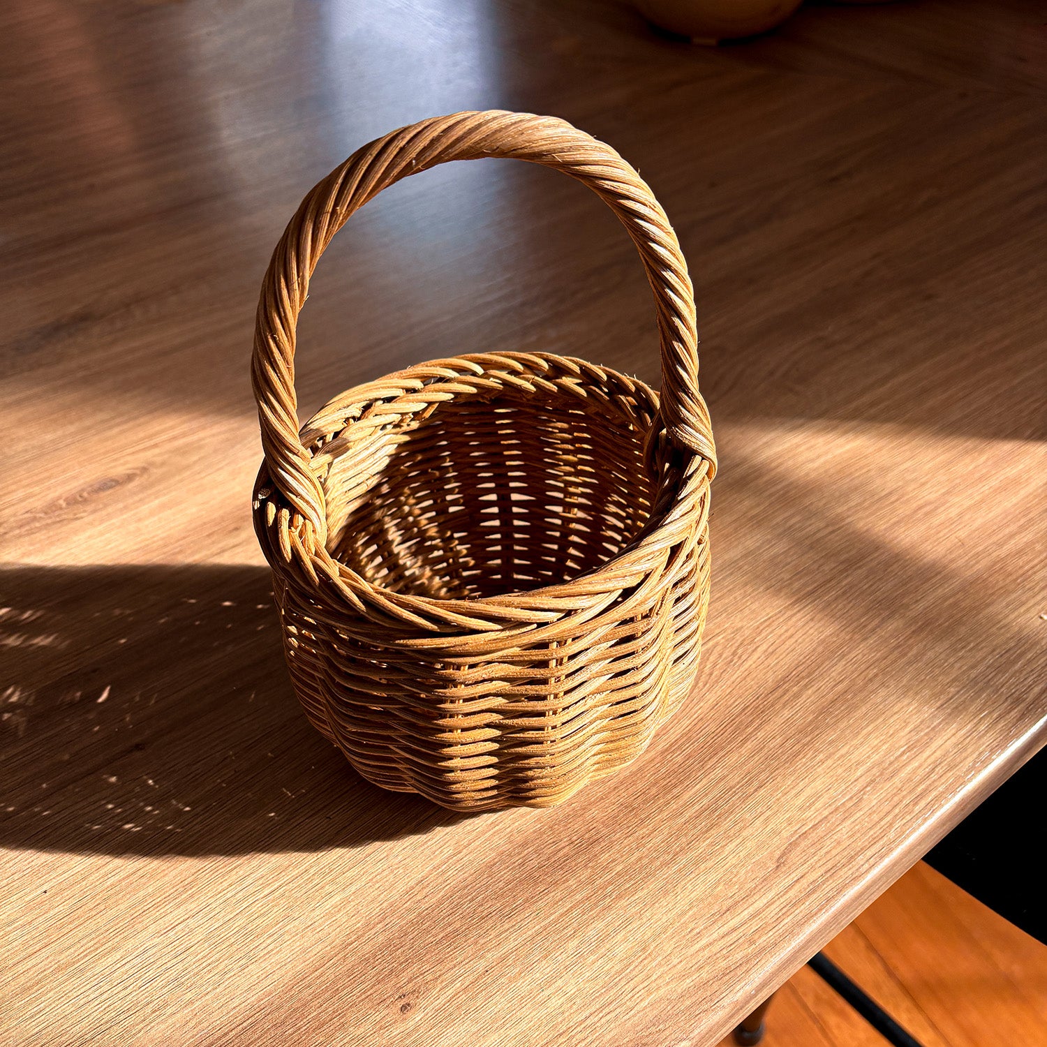 BERRY | RATTAN TRINKET BASKET