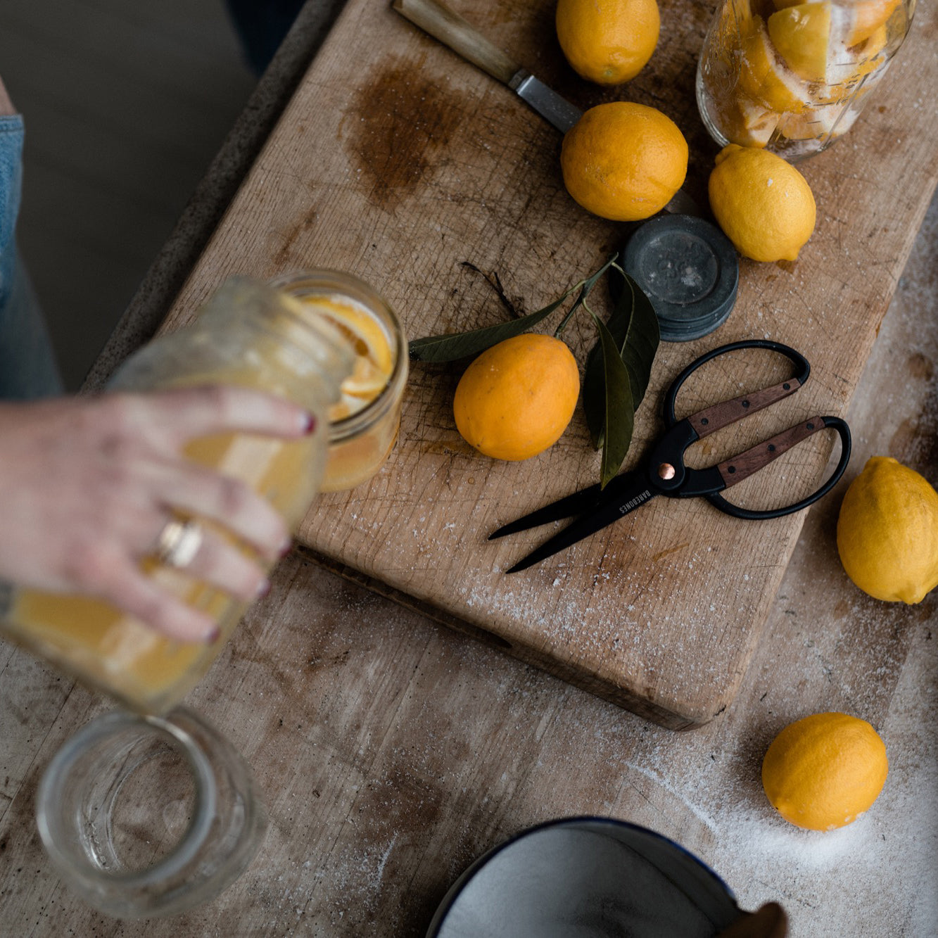 BAREBONES | WALNUT GARDEN SCISSORS