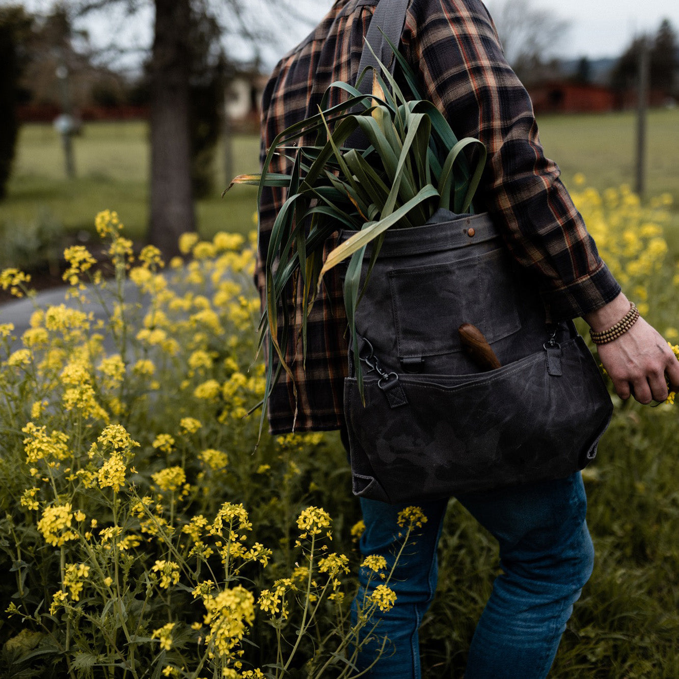 BAREBONES | HARVESTING & GATHERING BAG