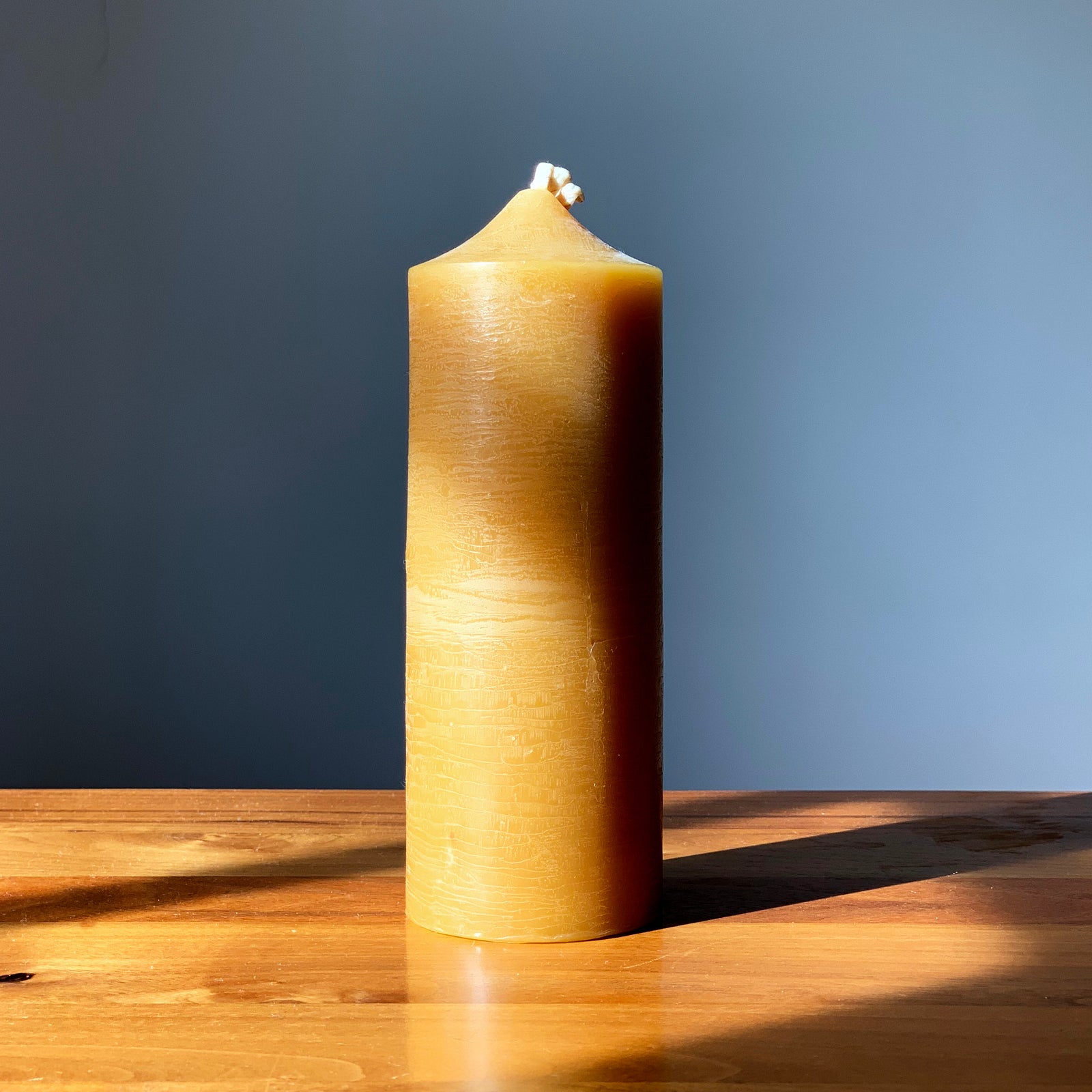 BEESWAX PILLAR CANDLE