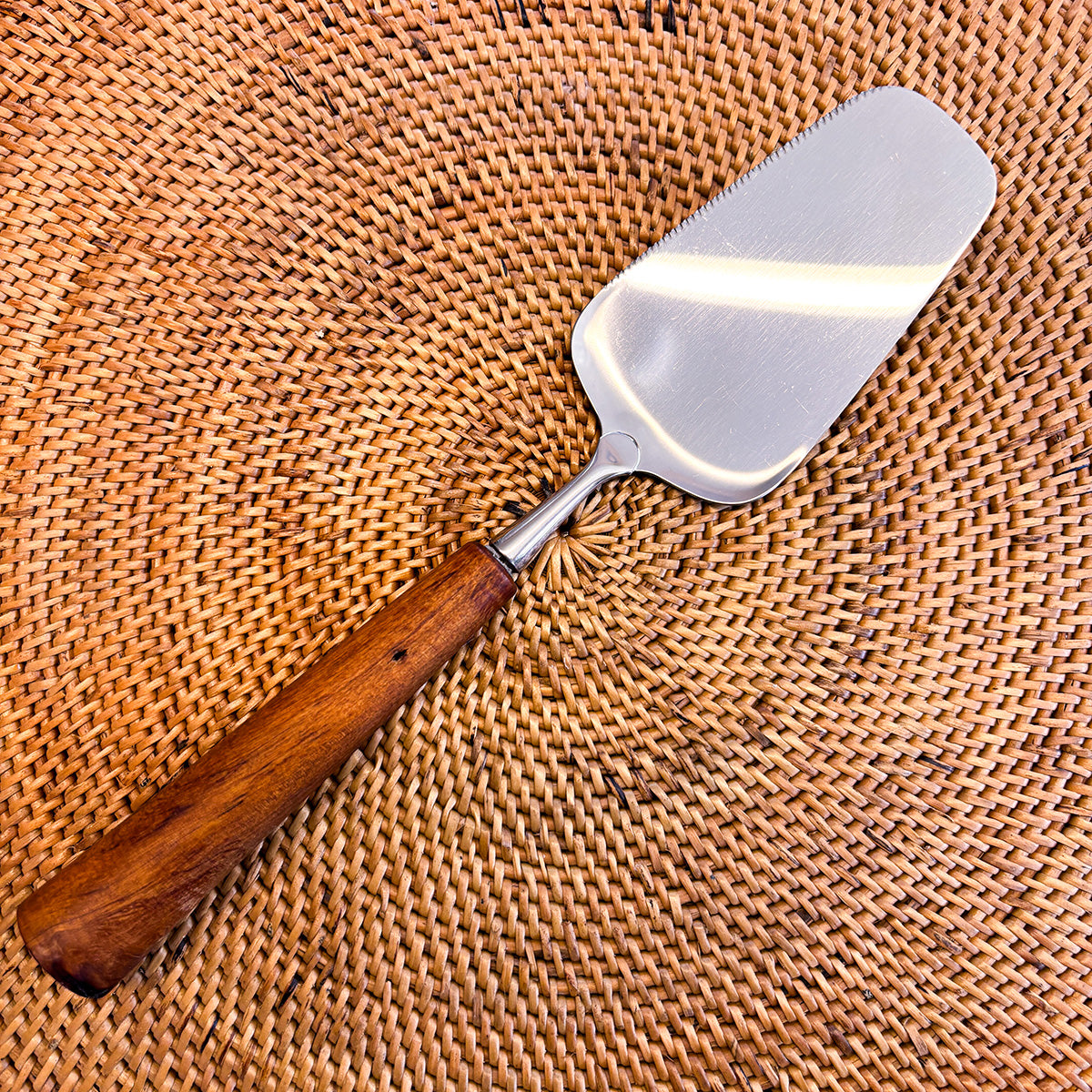 PETE & CO | PIE LIFT WITH WOODEN HANDLE