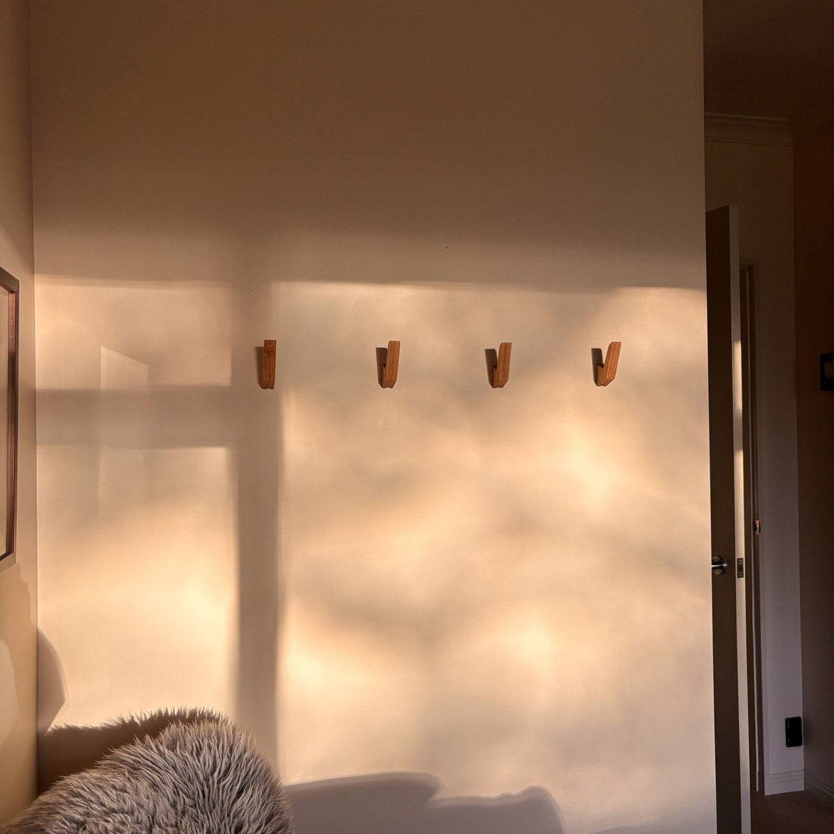 GEOMETRIC WOODEN WALL HOOKS