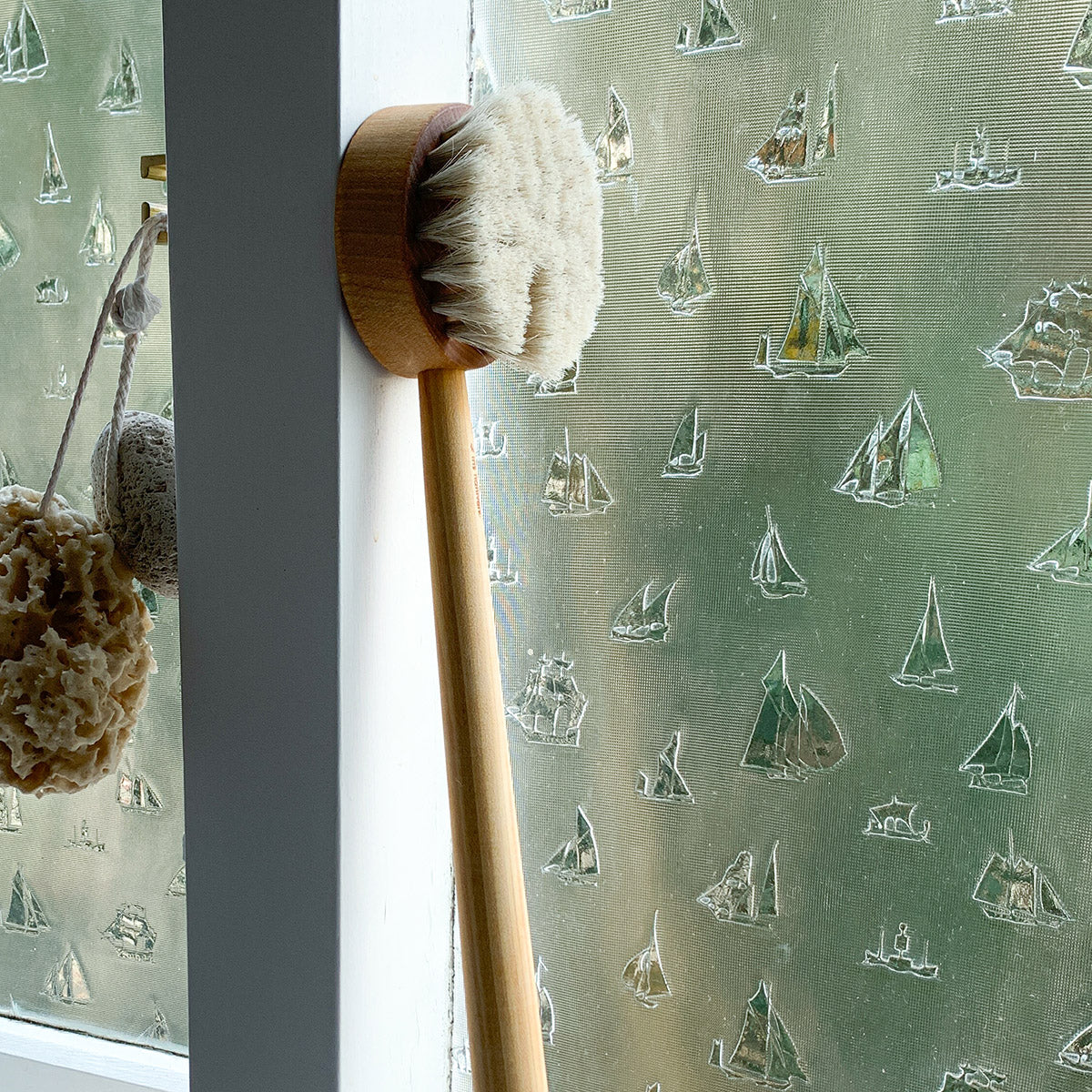 IRIS HANTVERK | BIRCH BATH BRUSH | PUCK