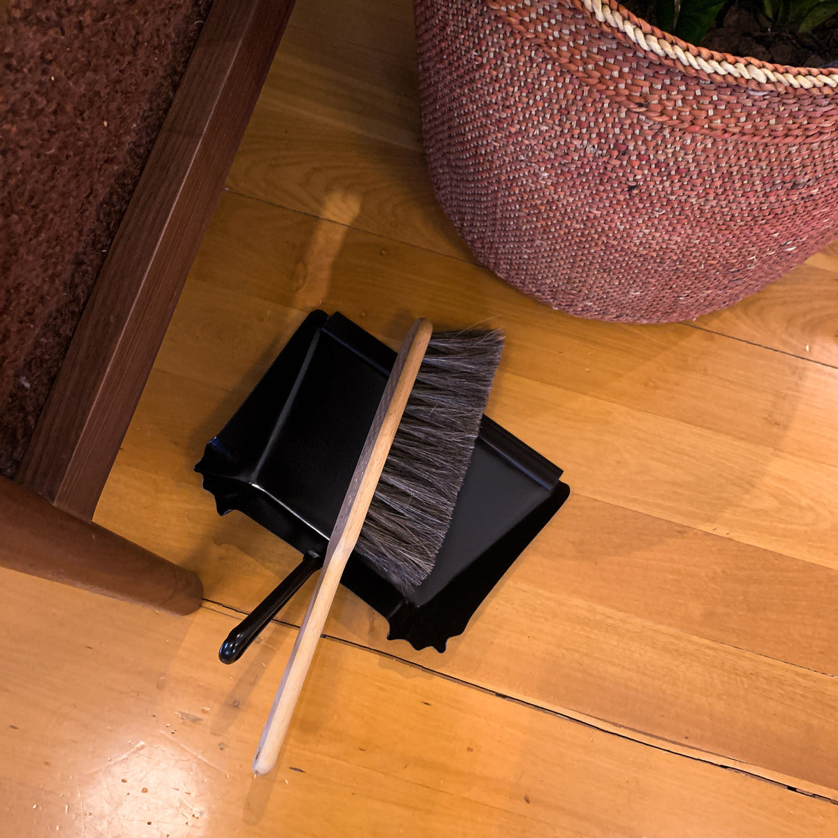 IRIS HANTVERK | DUST PAN &amp; BRUSHES