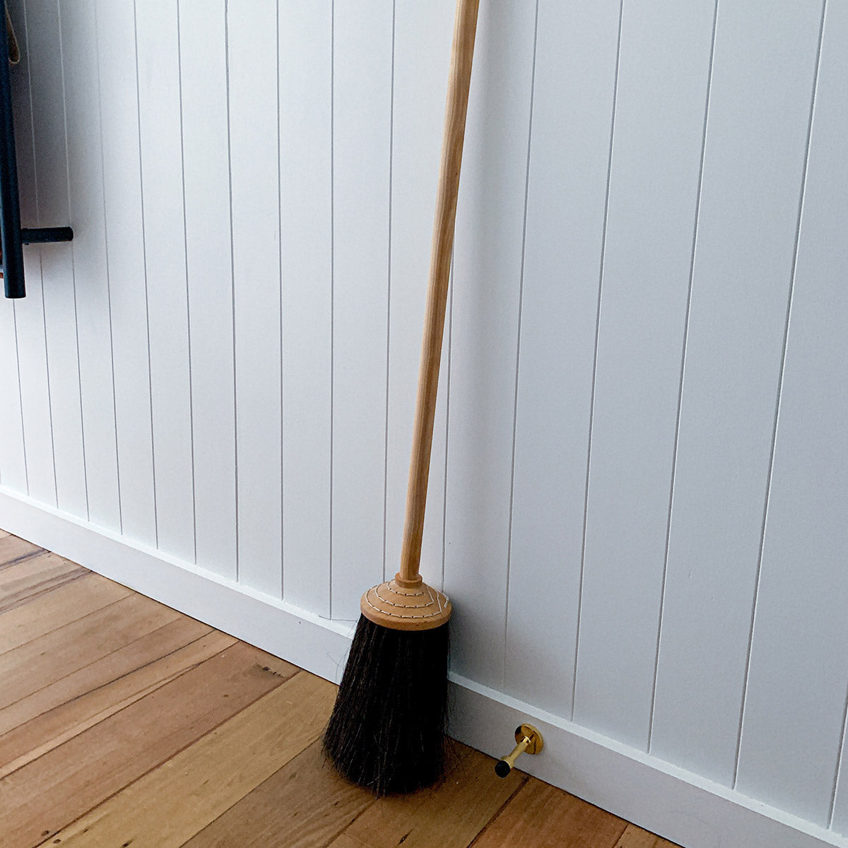 IRIS HANTVERK | PORCH BROOM