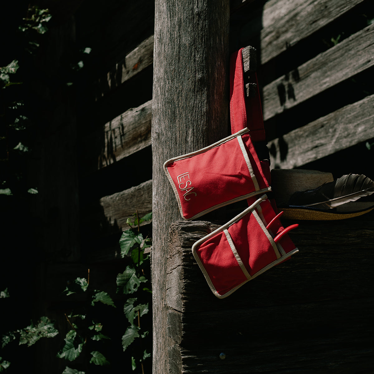 LE SAC | RED