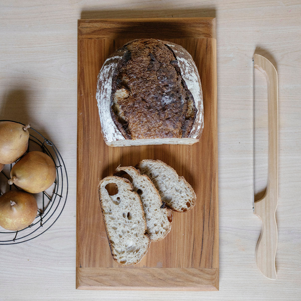 WOODEN BREAD KNIFE | EUCALYPTUS WOOD