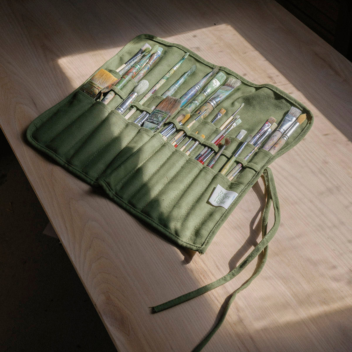 COTTON CANVAS PAINTBRUSH ROLL
