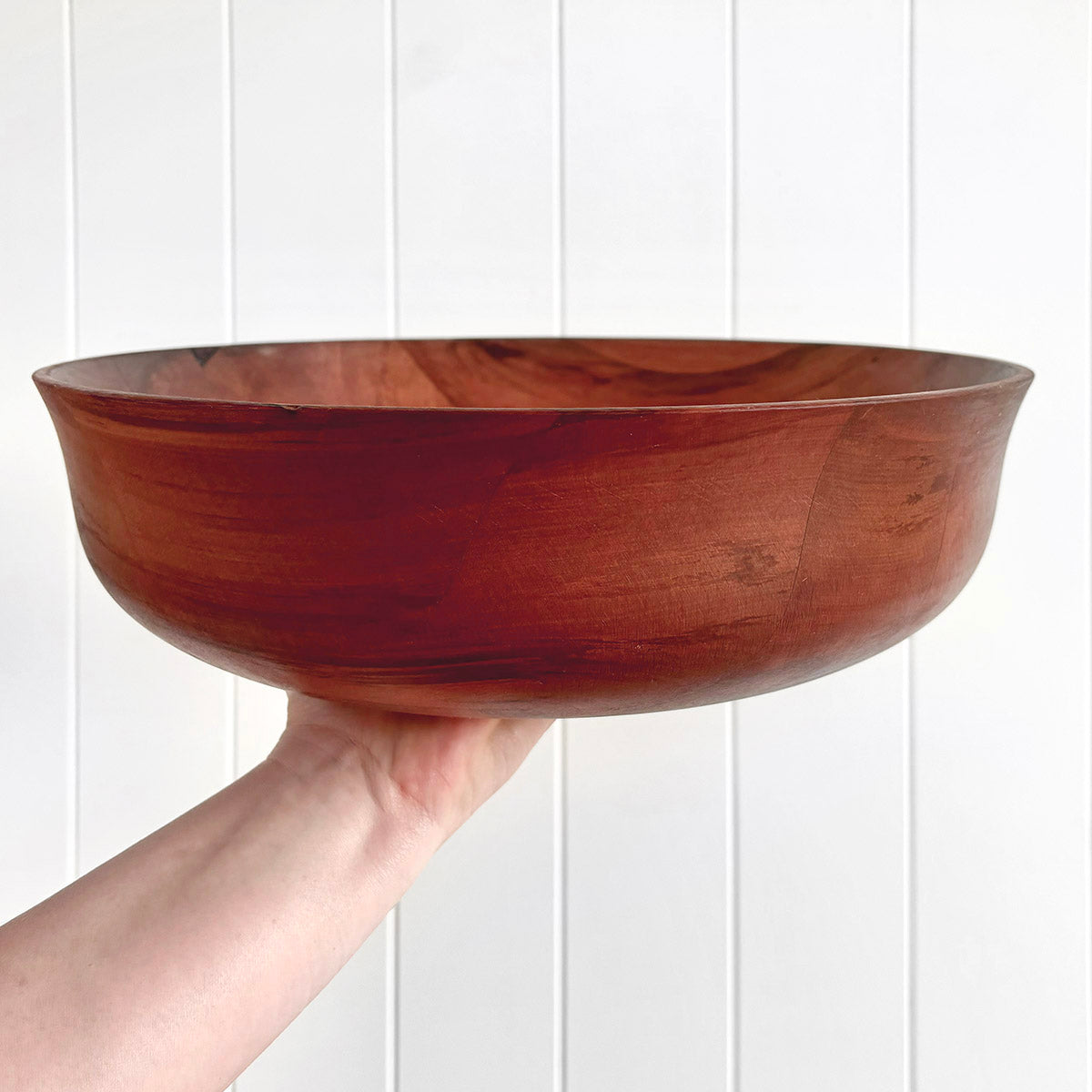 HANDCRAFTED WOODEN BOWLS