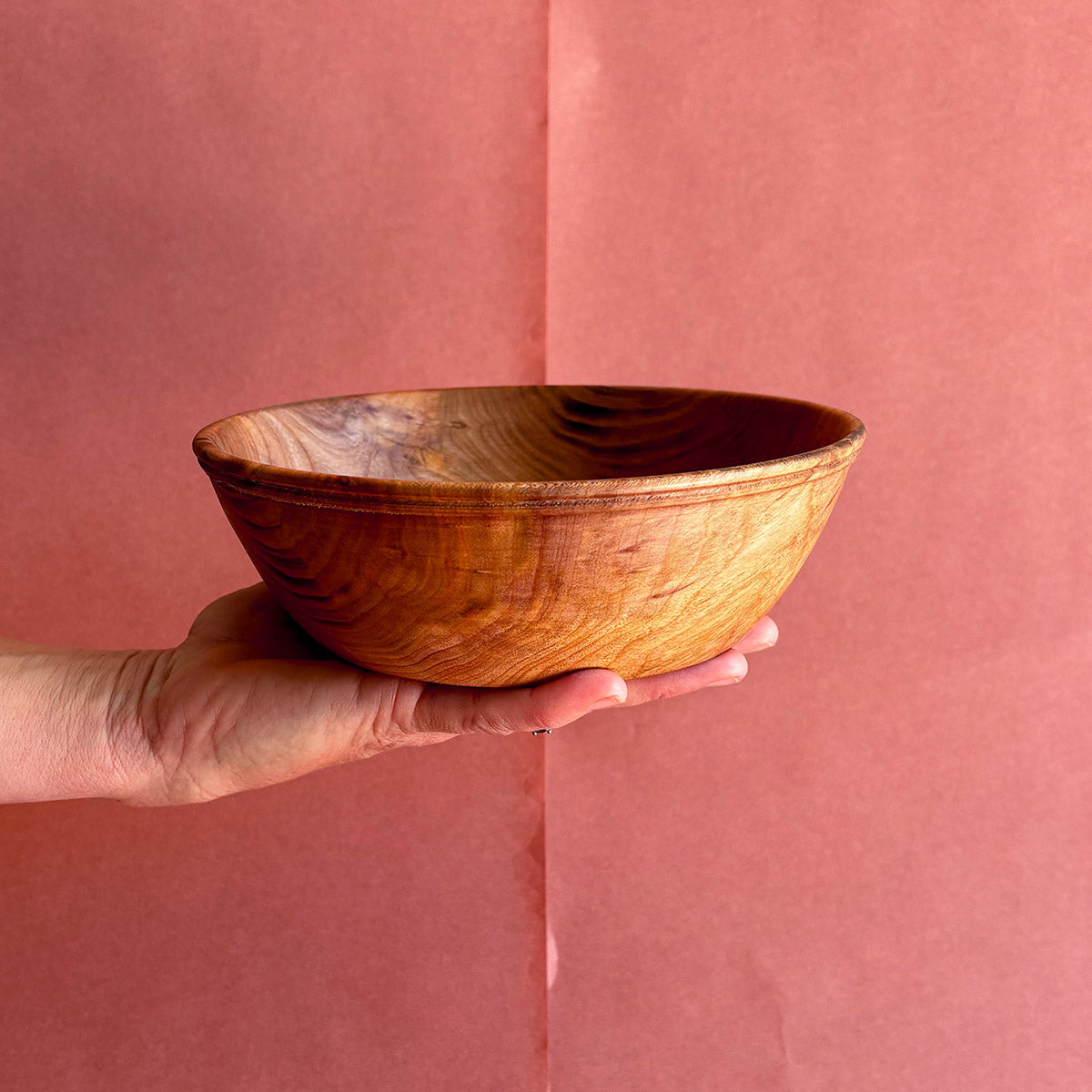 HANDCRAFTED WOODEN BOWLS