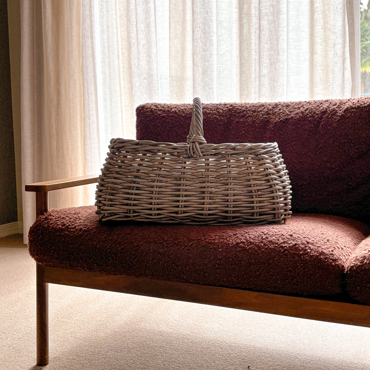 BETTY | RATTAN PICNIC BASKET