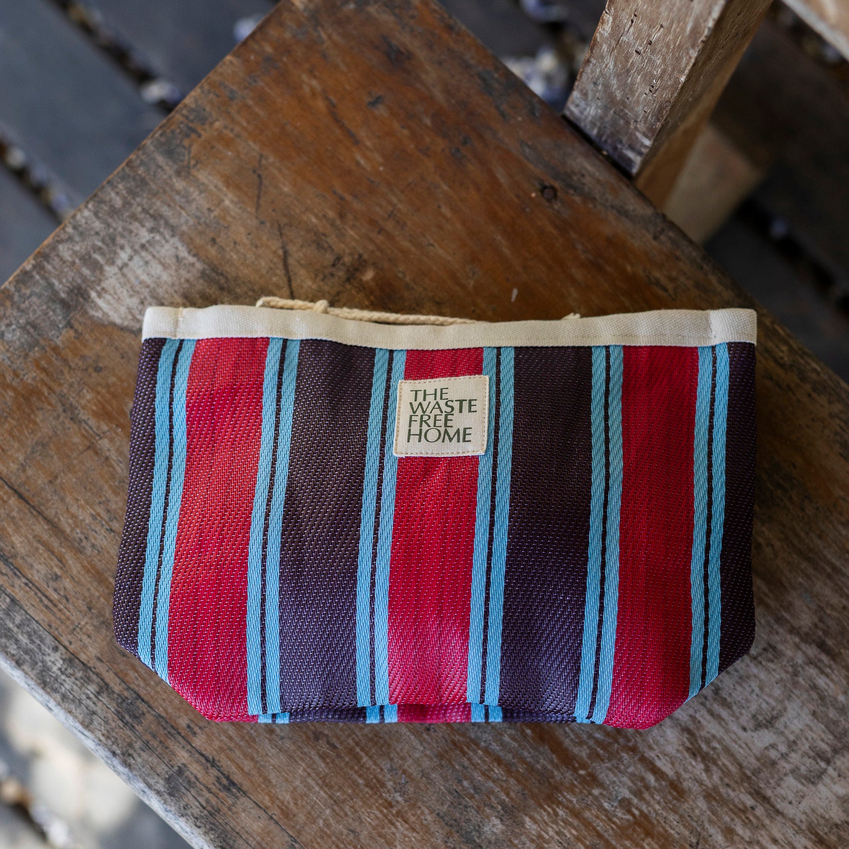 HOLD-ALL CLUTCH | 100% RECYCLED NYLON