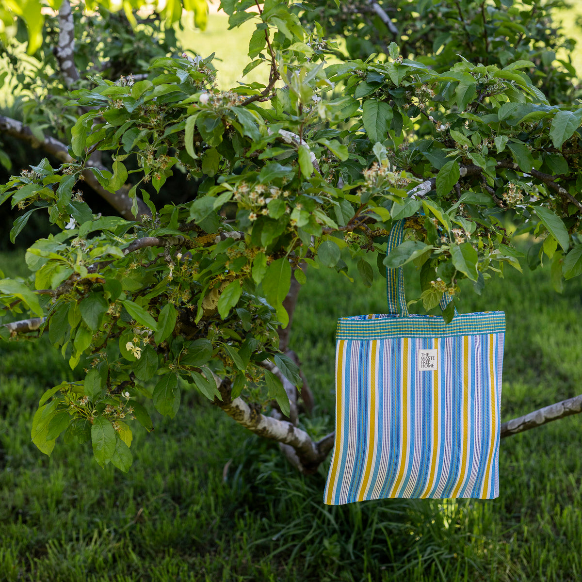 TOTE | 100% RECYCLED NYLON