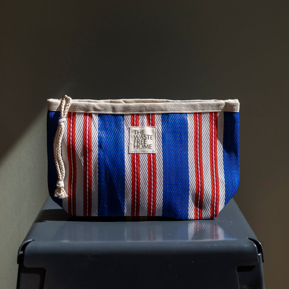 HOLD-ALL CLUTCH | 100% RECYCLED NYLON