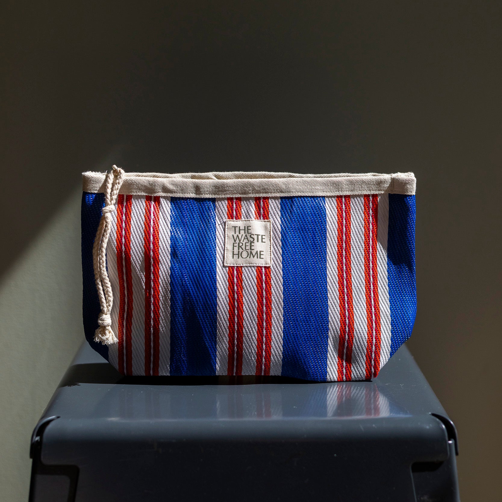 HOLD-ALL CLUTCH | 100% RECYCLED NYLON