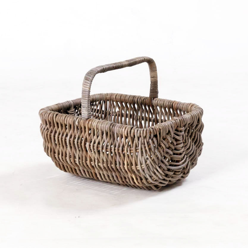 DOT | RATTAN SHOPPING BASKET