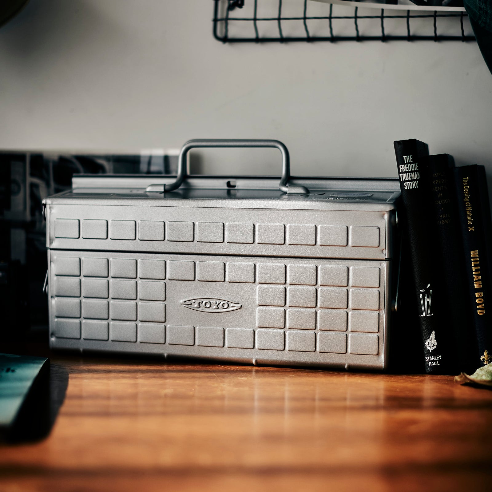 steel cantilever toolbox