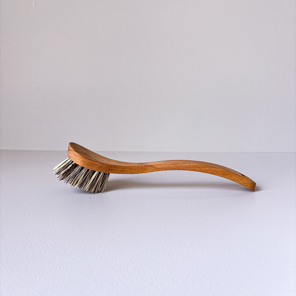 CURVED DISH BRUSH