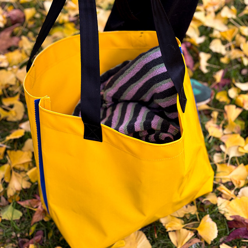  winter LARGE waterproof bags sports, swimming, soccer, groceries. Sturdy