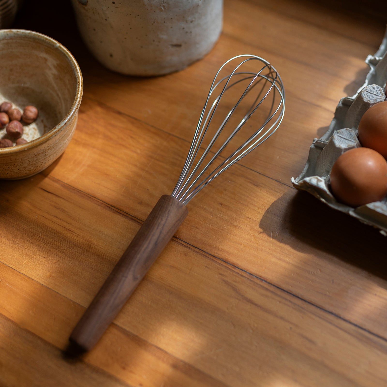 BALLOON WHISK | WALNUT HANDLE