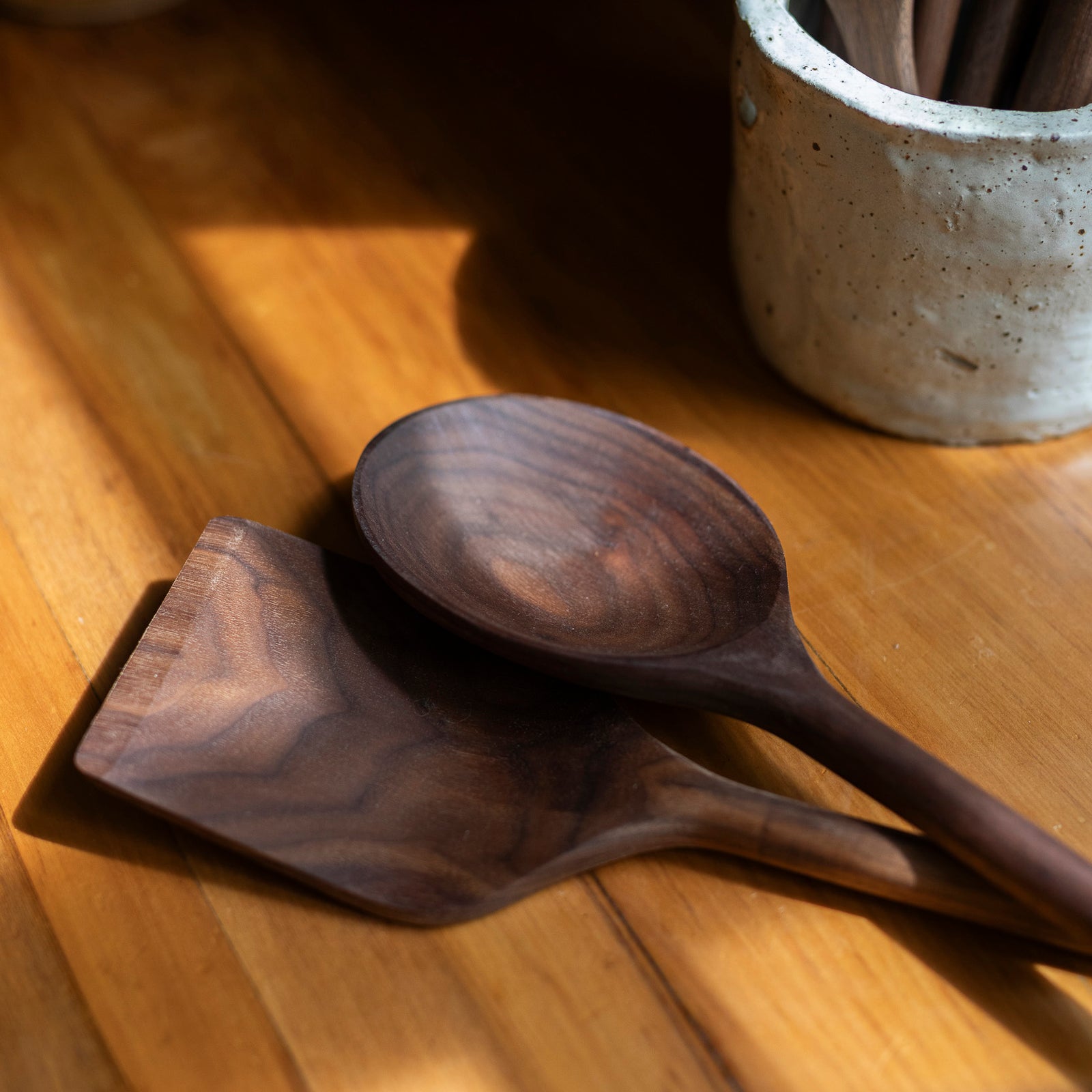 LARGE SERVING SET | WALNUT