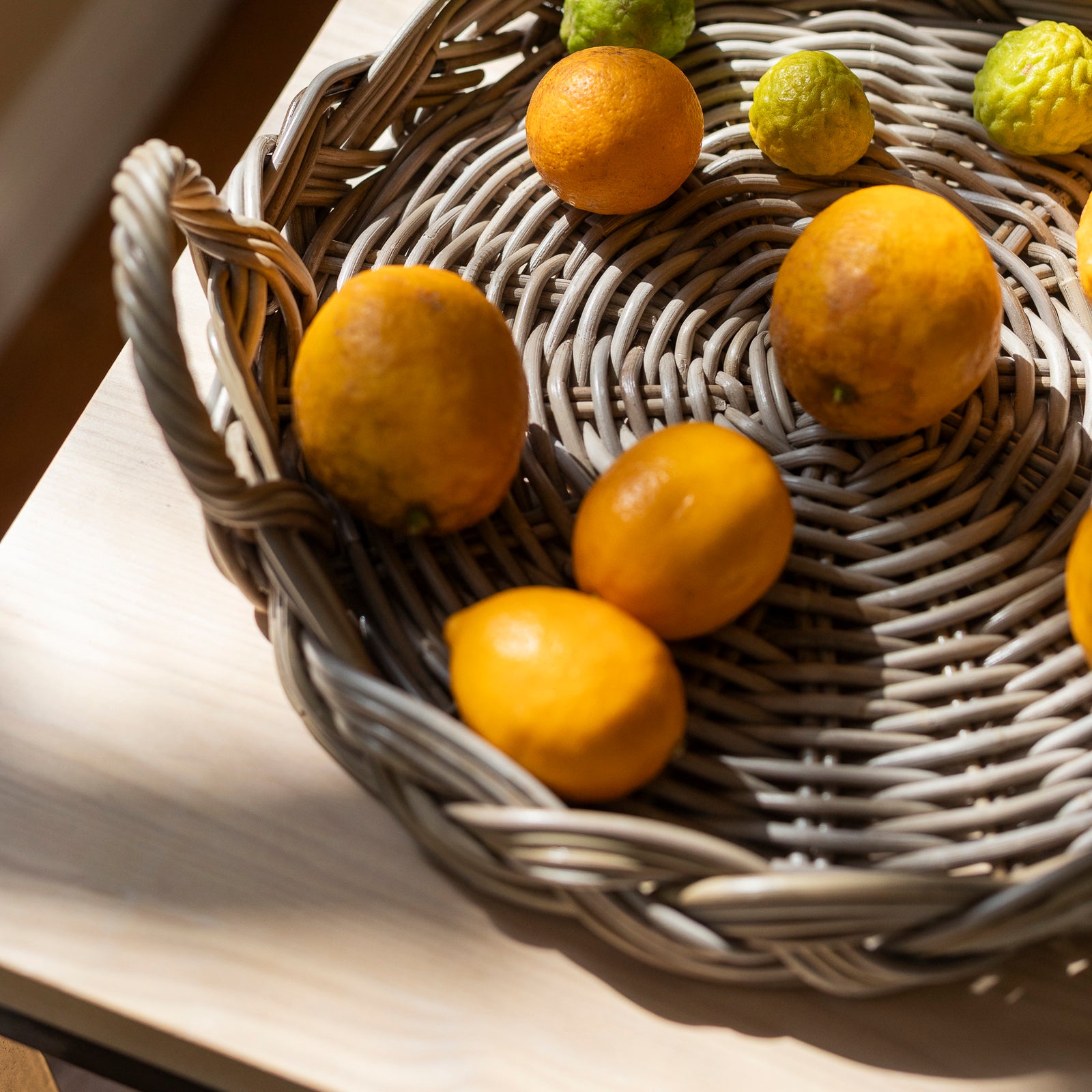 PENNY | ROUND RATTAN TRAY