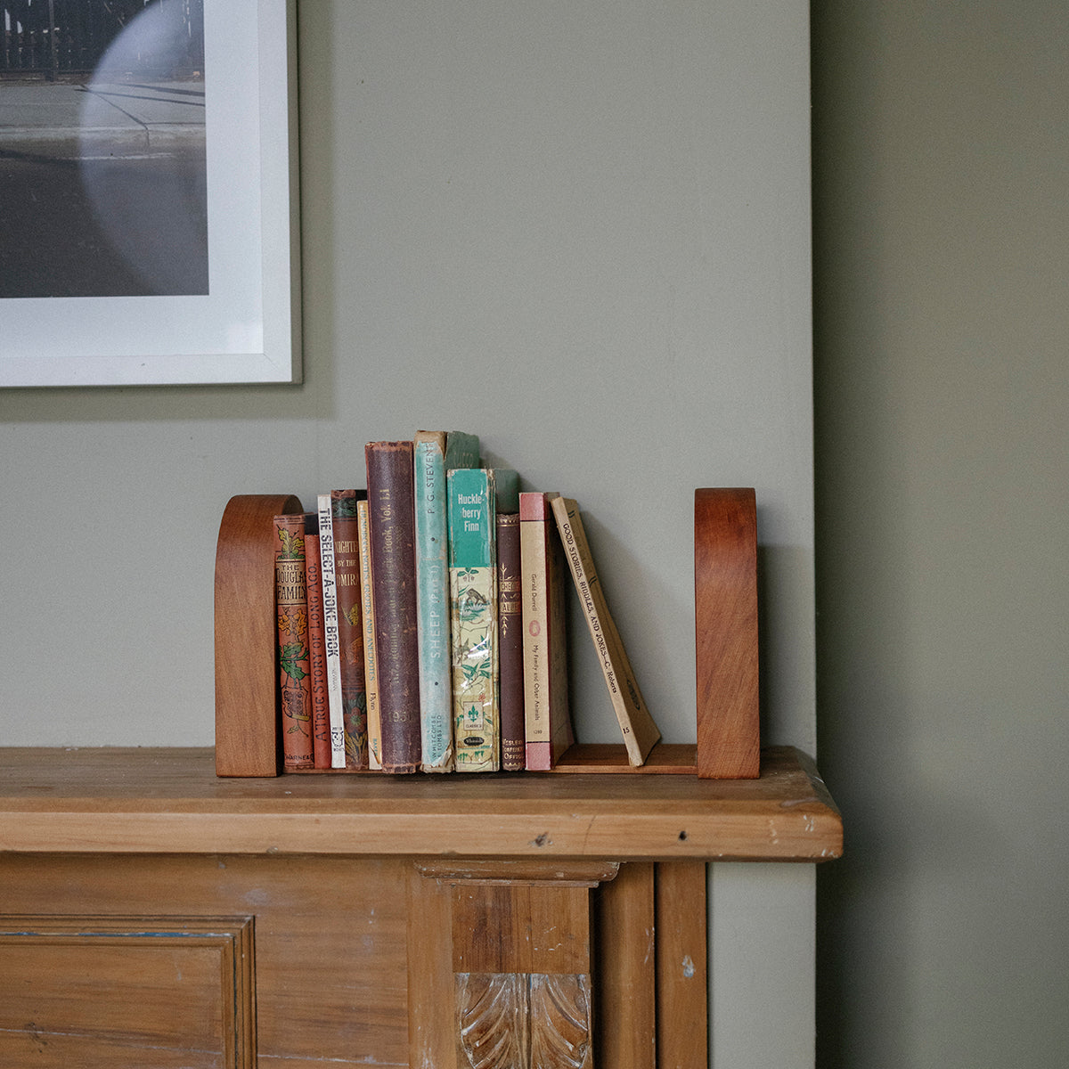 PETE &amp; CO | WOODEN BOOK ENDS