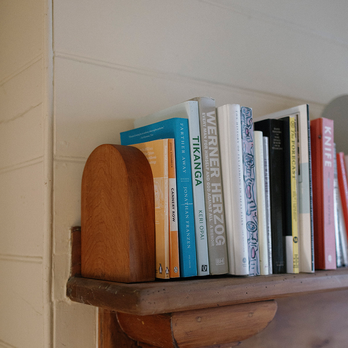 PETE & CO | WOODEN BOOK ENDS
