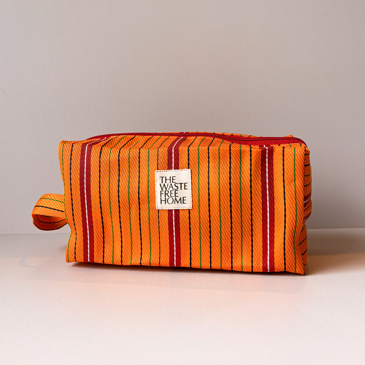 POUCH | 100% RECYCLED NYLON