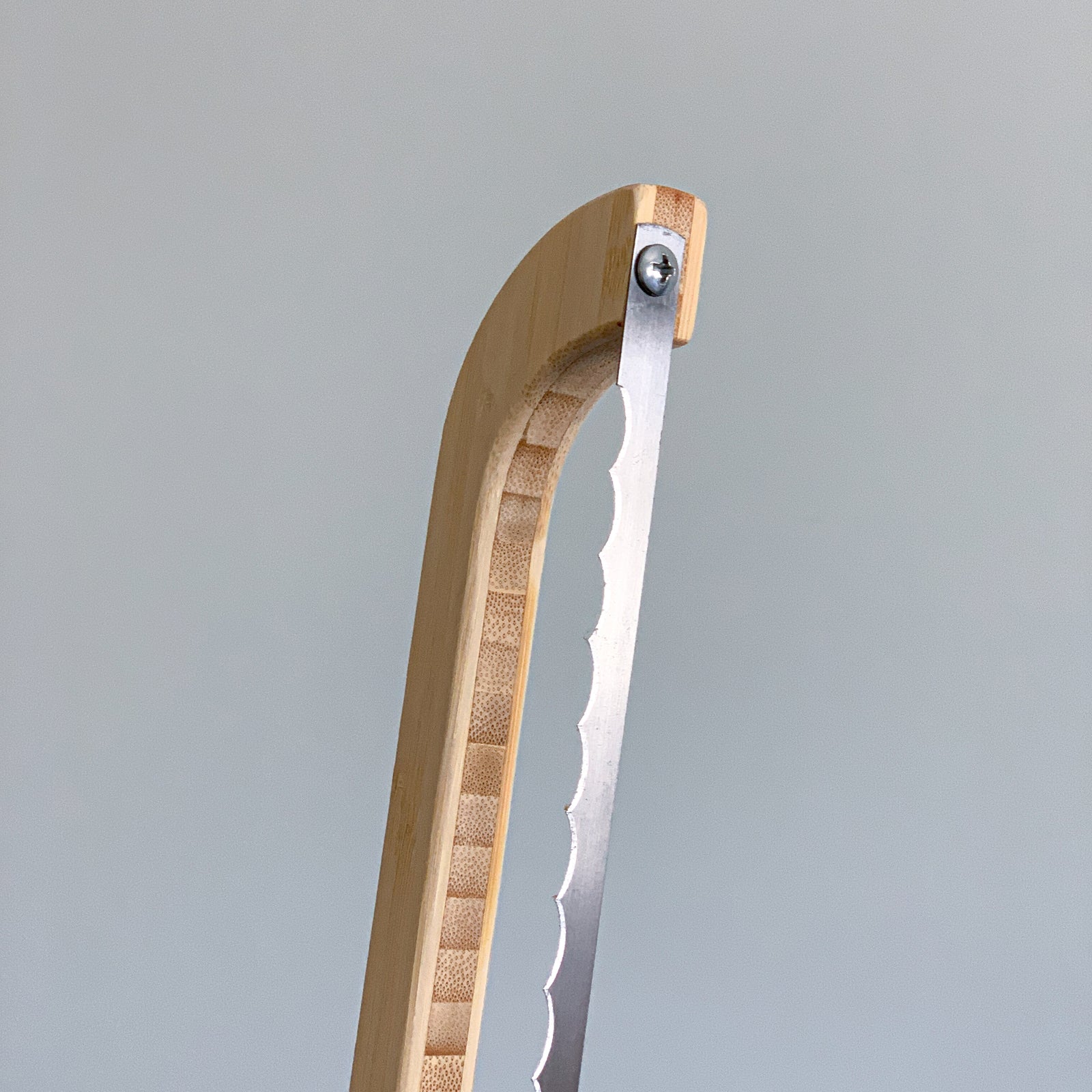 BREAD KNIFE