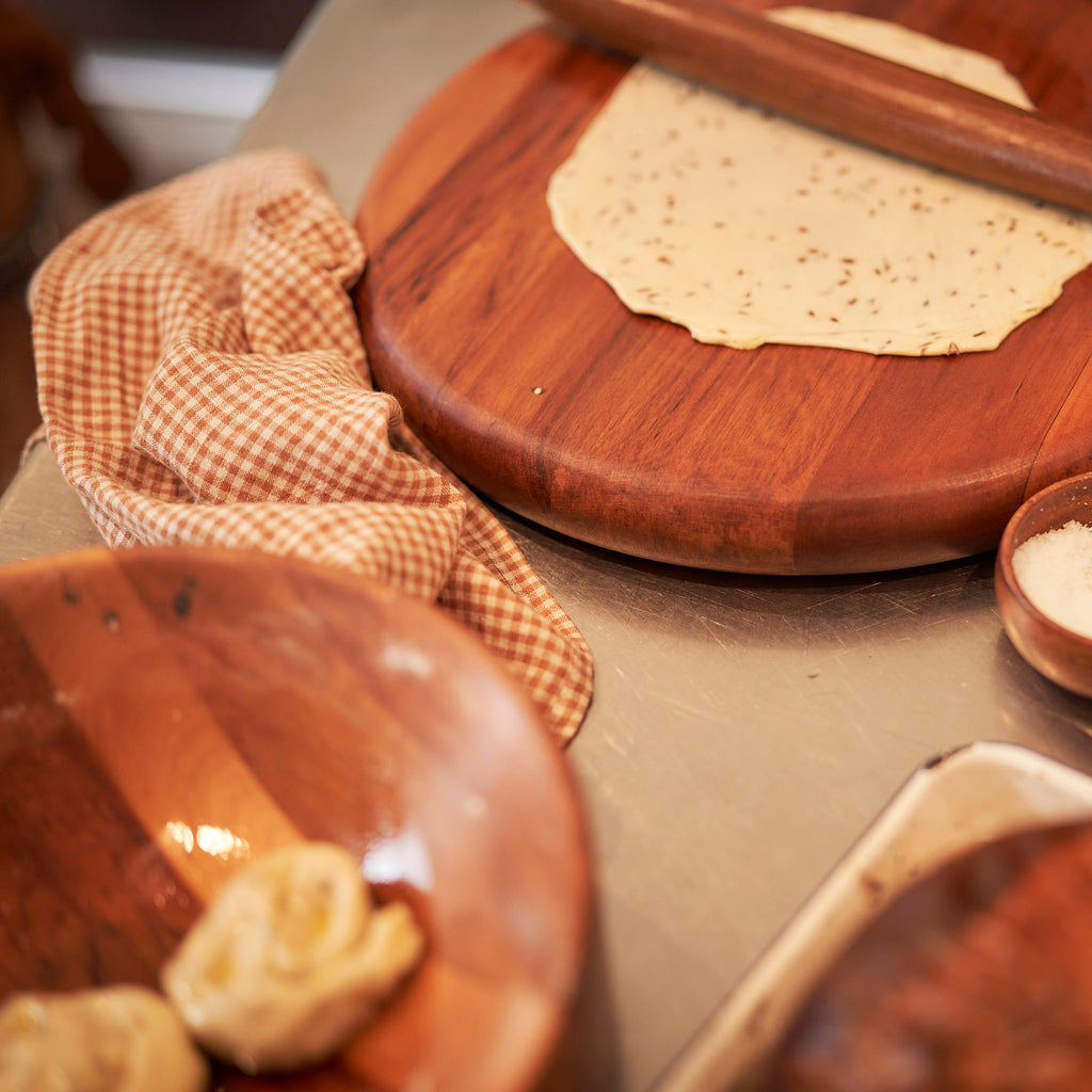 HANDCRAFTED CHOPPING BOARDS