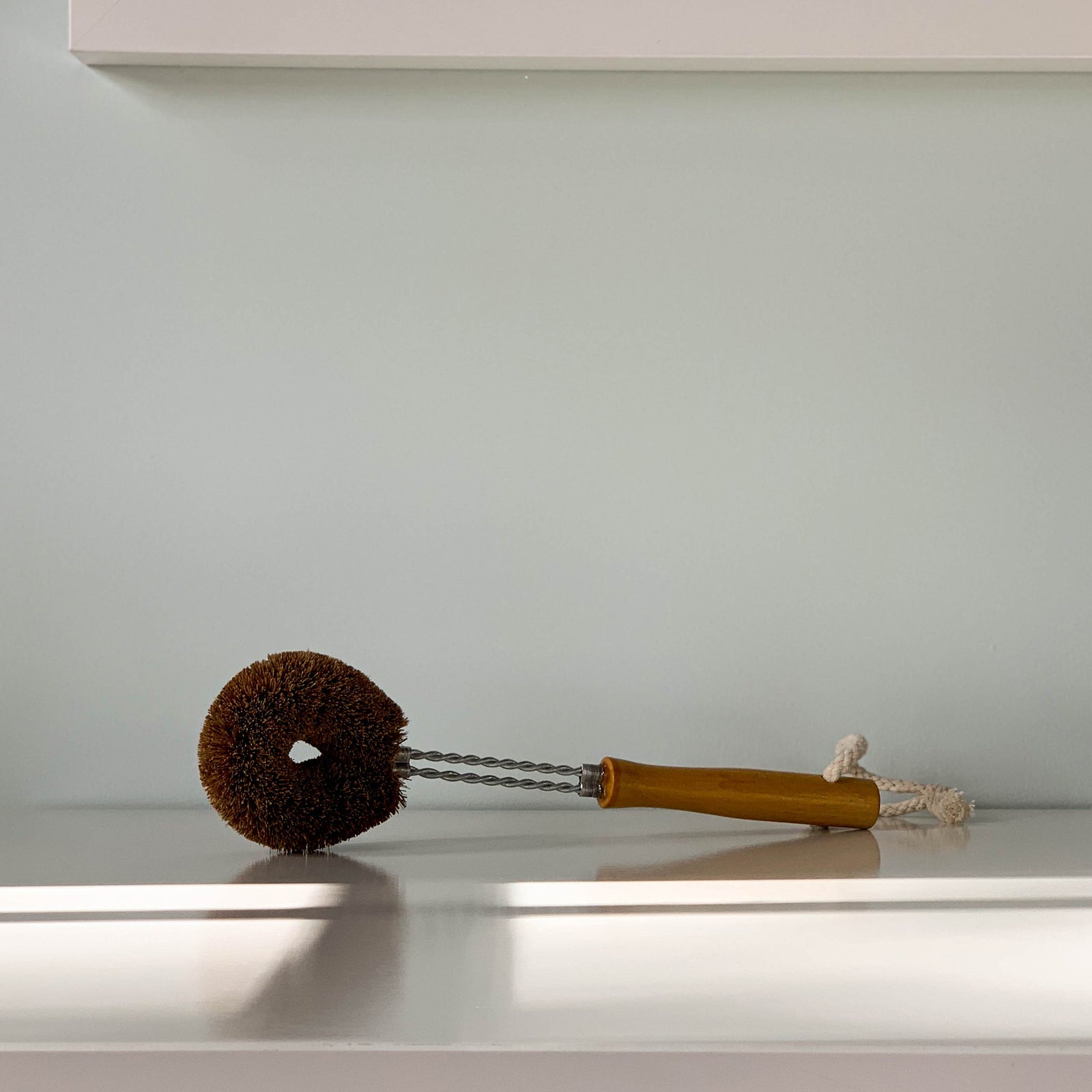 COCONUT FIBRE DISH BRUSH