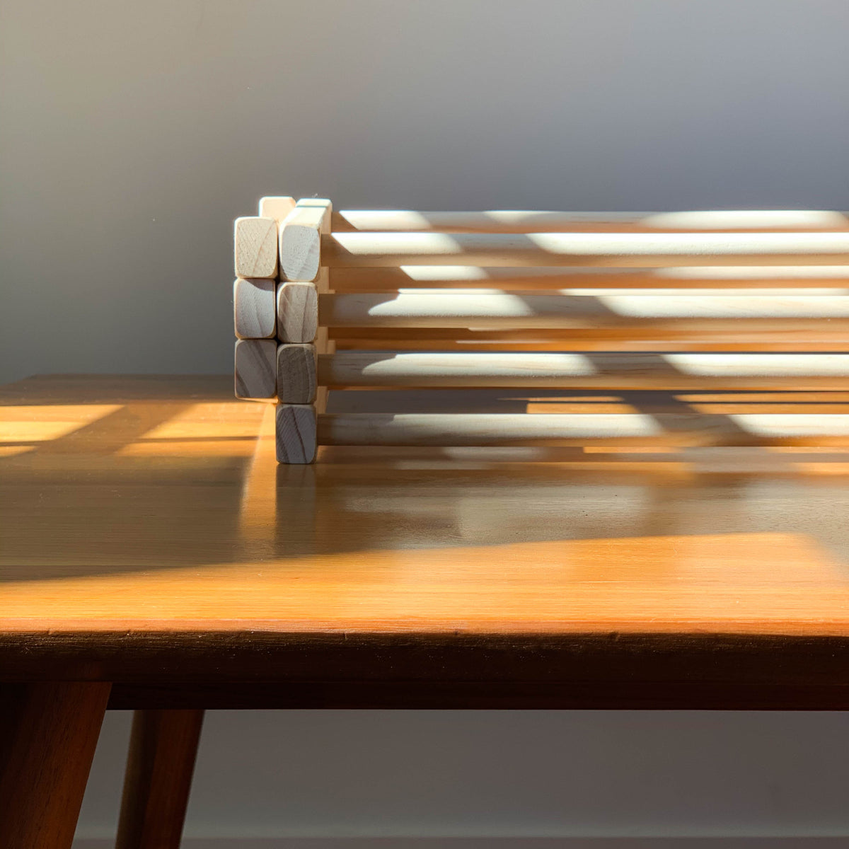 WALL HUNG DRYING RACK