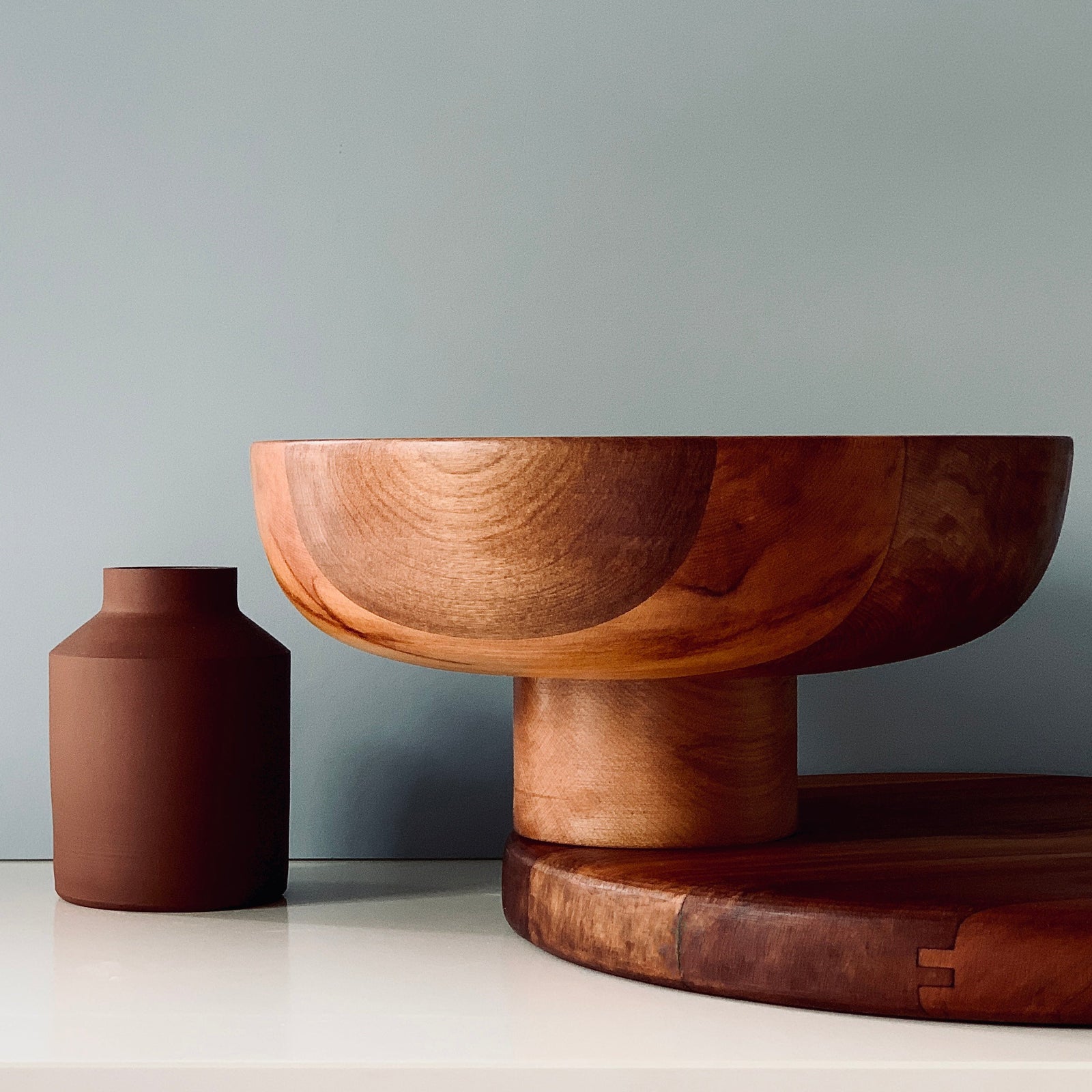PETE & CO | HANDCRAFTED WOODEN PEDESTAL BOWLS