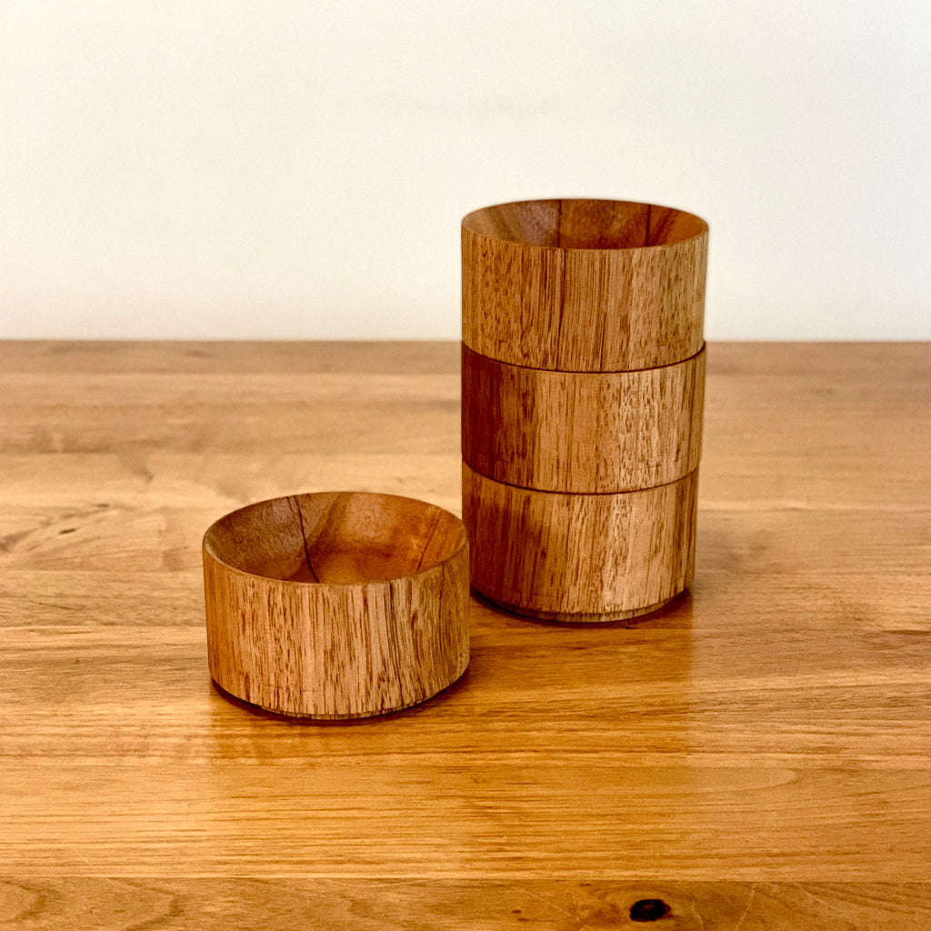 HANDCRAFTED WOODEN PINCH POTS