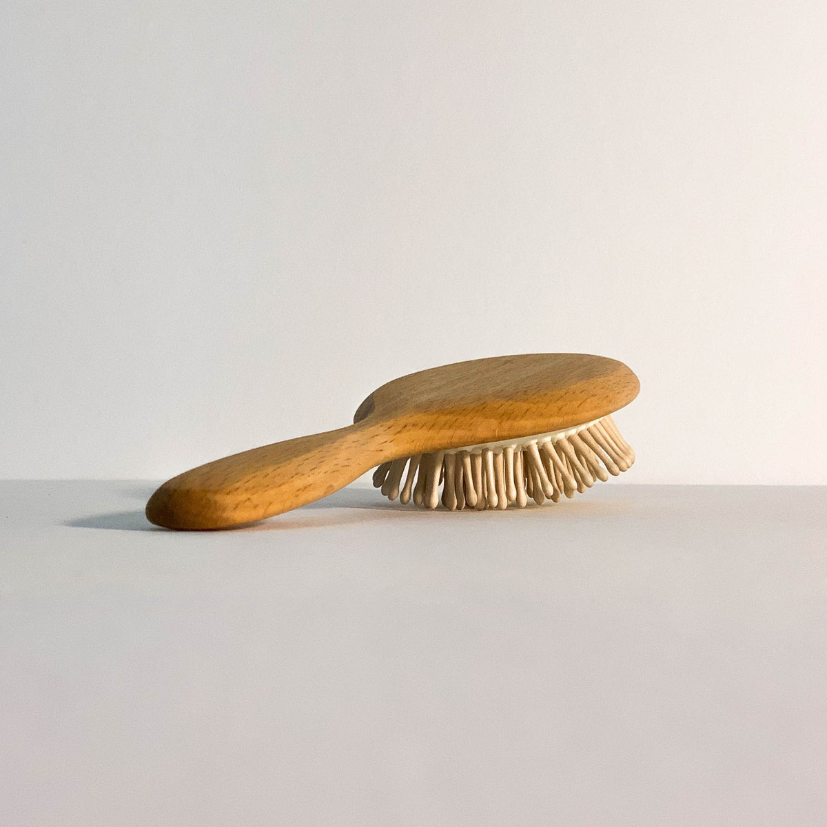 OVAL BEECHWOOD HAIR BRUSH