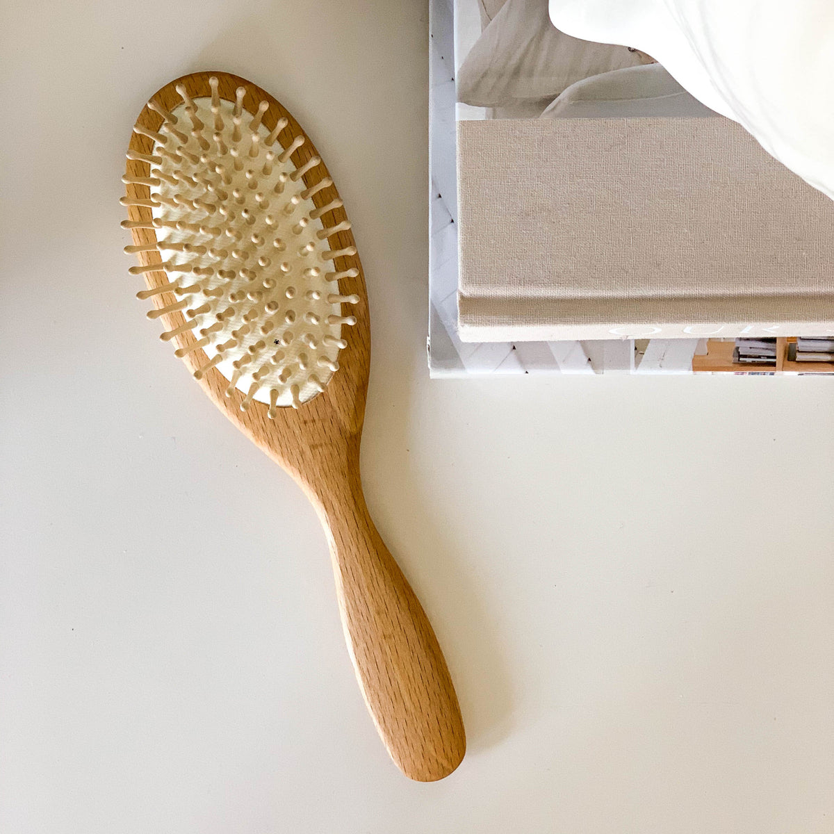 OVAL BEECHWOOD HAIR BRUSH